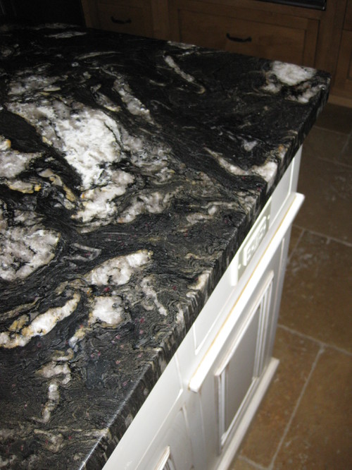 Curly Medley Titanium Granite Countertop